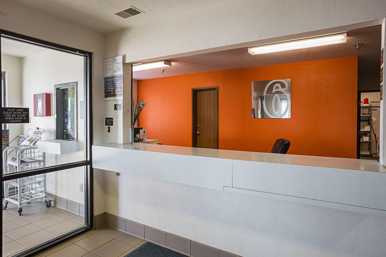 Motel 6 Omaha - Iat West Buitenkant foto